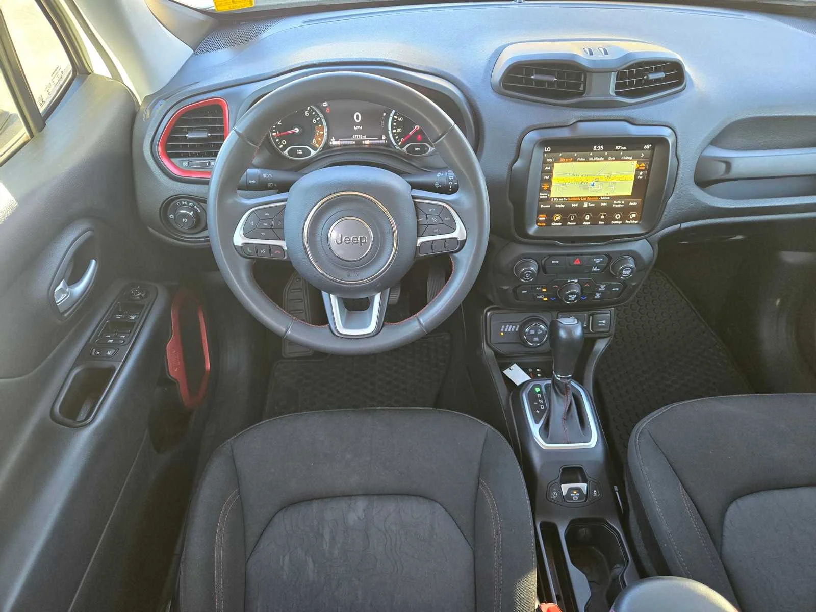 Used 2023  Jeep Trailhawk image 10