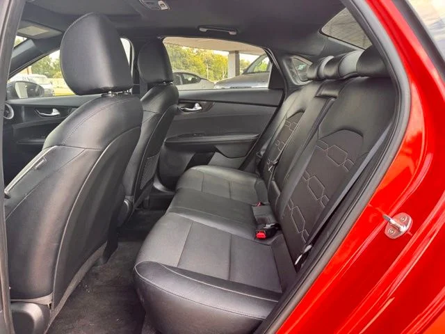 Used 2023 Red Kia GT-Line image 18