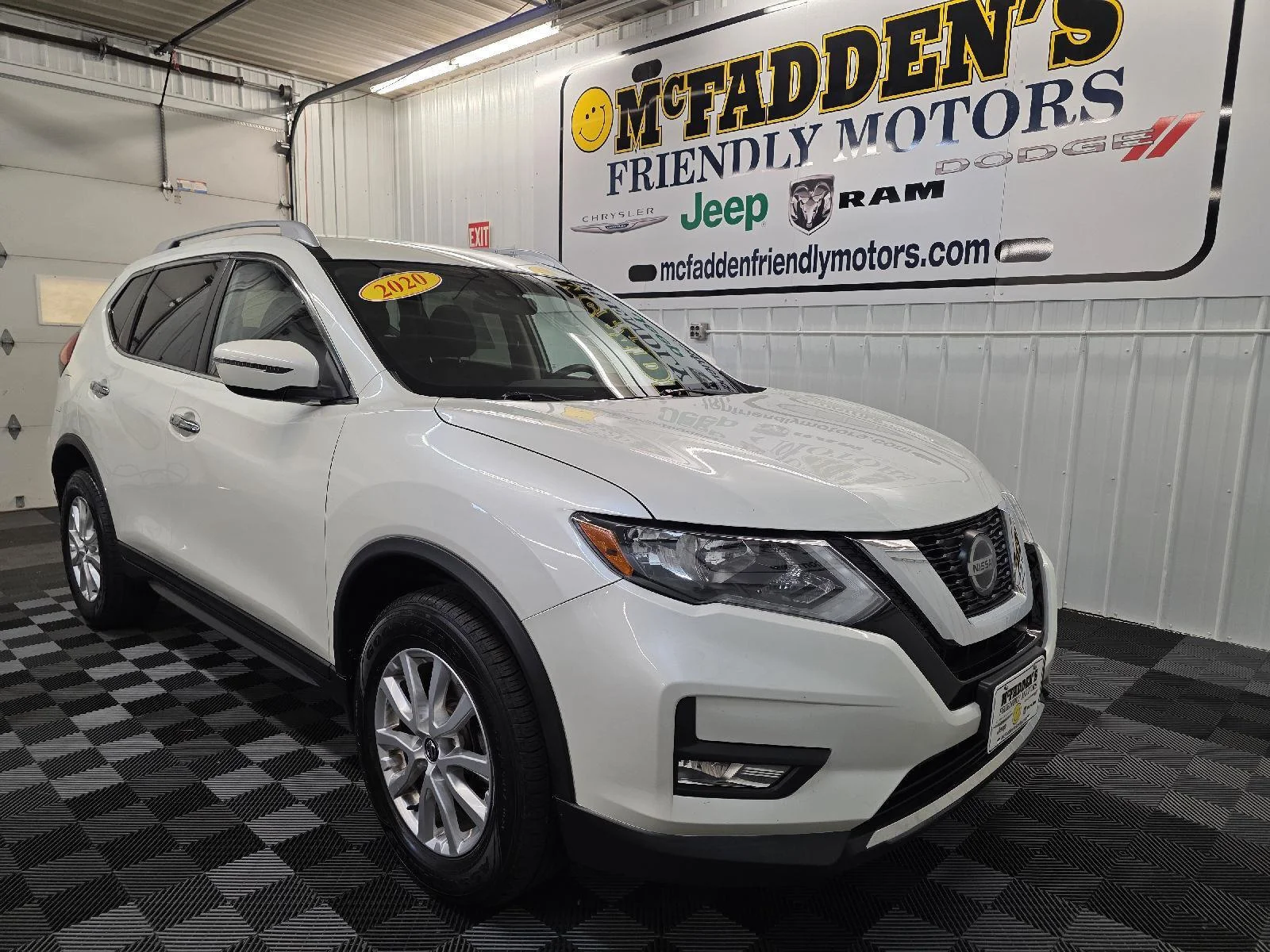 Used 2020 Nissan Rogue SV with VIN 5N1AT2MV2LC722209 for sale in South Haven, MI