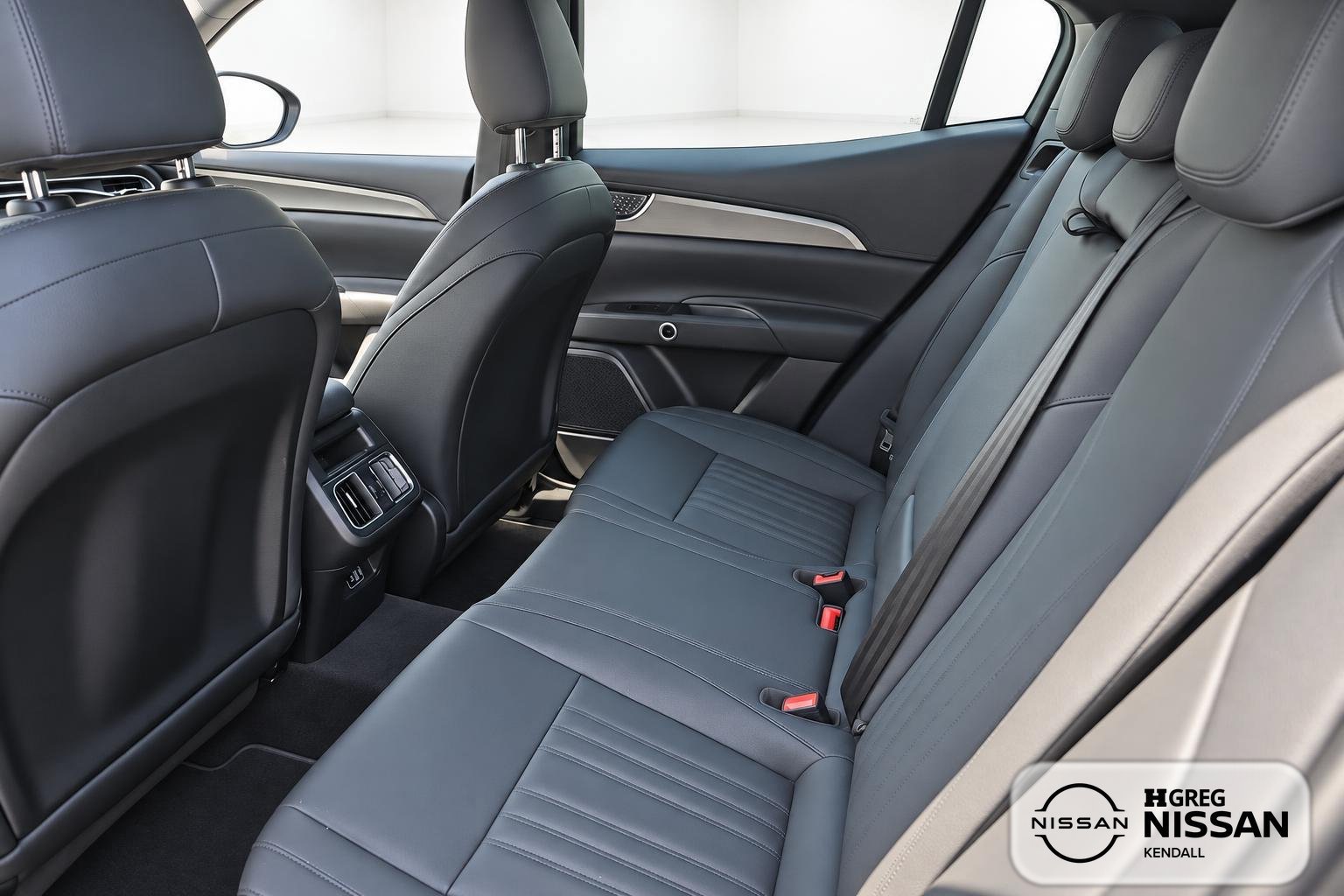 Used 2024  Maserati GT image 12
