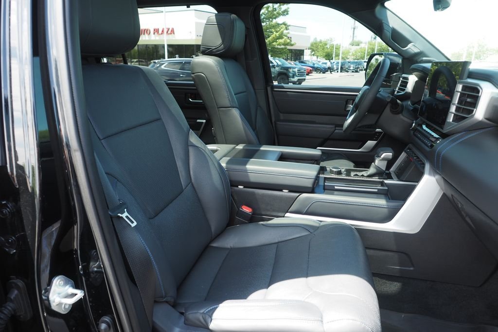 Used 2025 Black Toyota Platinum image 23