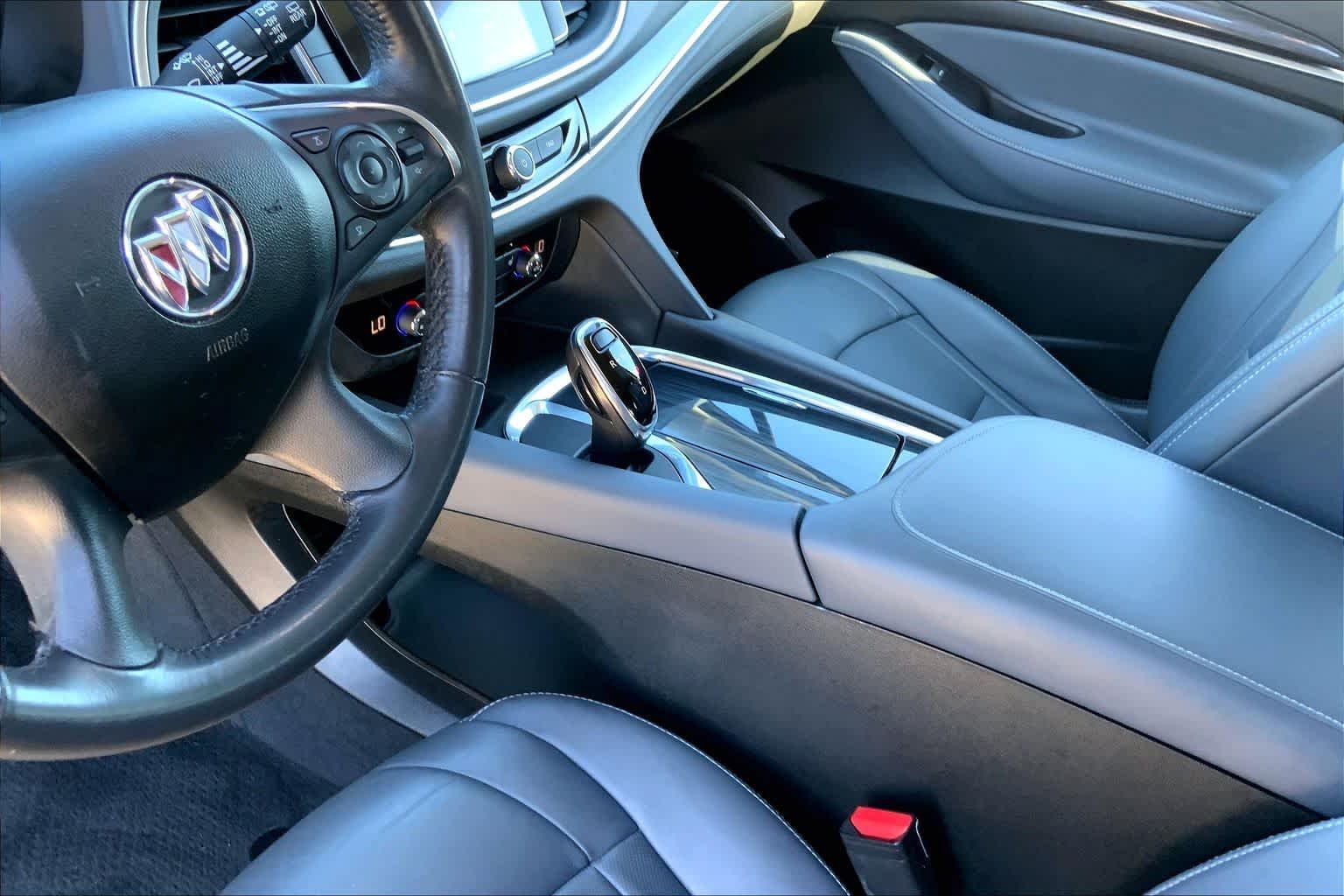 Used 2020 Ebony Twilight Metallic Buick Essence image 16