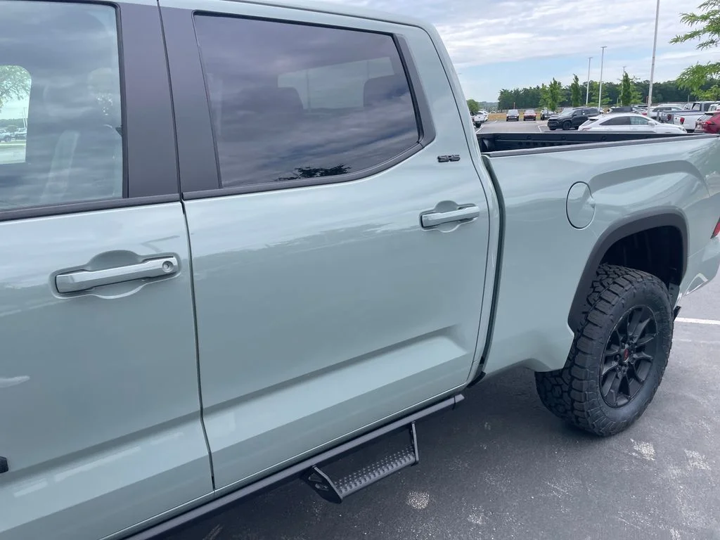 2026 Toyota Tundra SR5 - Photo 6