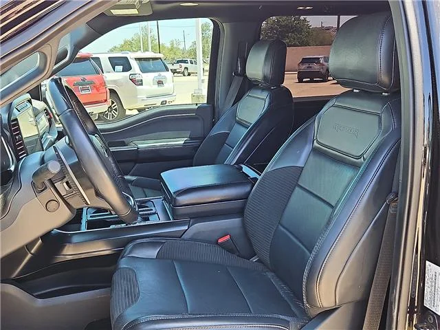 Used 2022 Agate Black Metallic Ford Raptor 4x4 SuperCrew Cab 5.5 ft. box 145 in. WB image 10