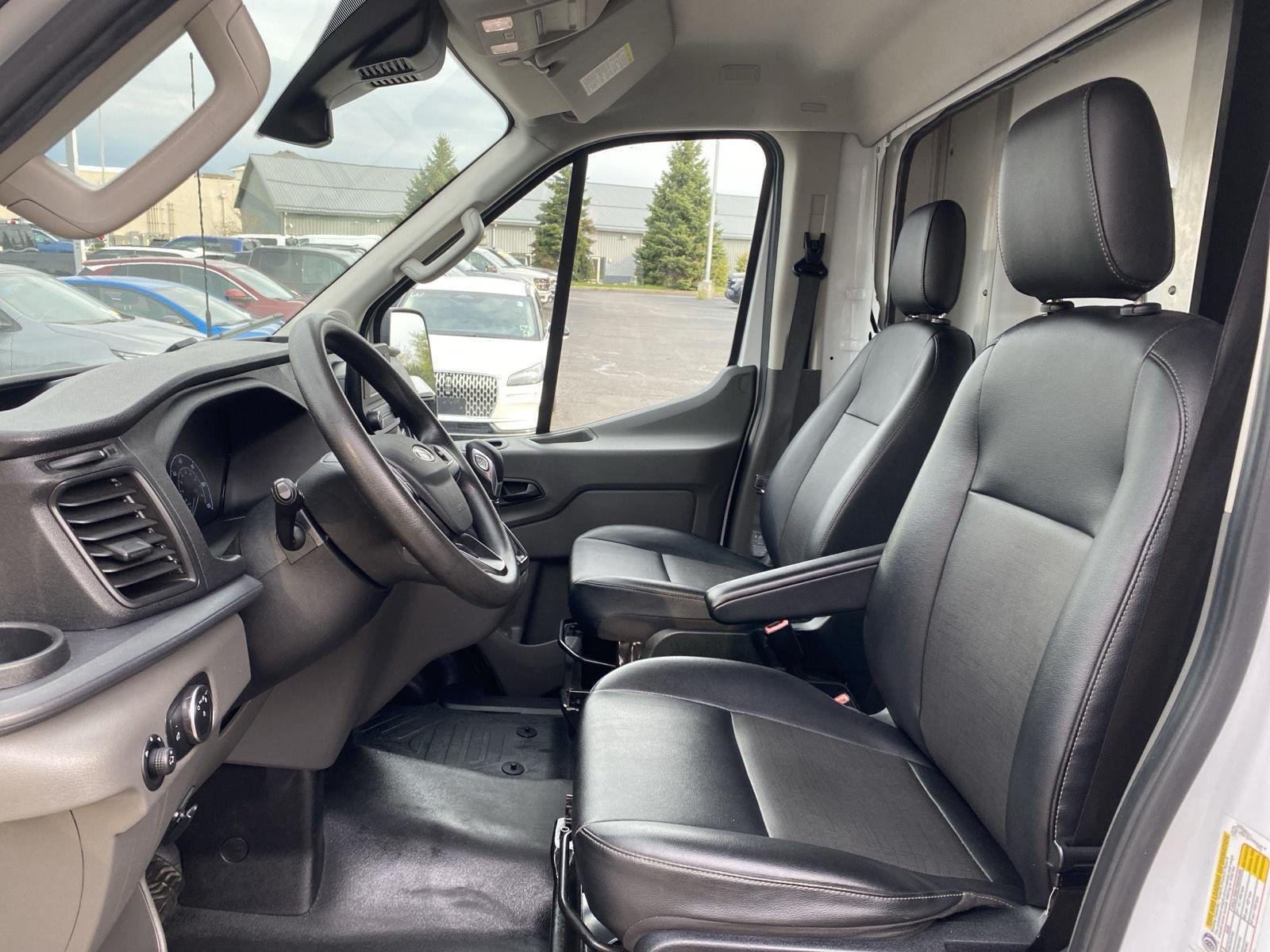 Used 2022 Oxford White Ford  image 10