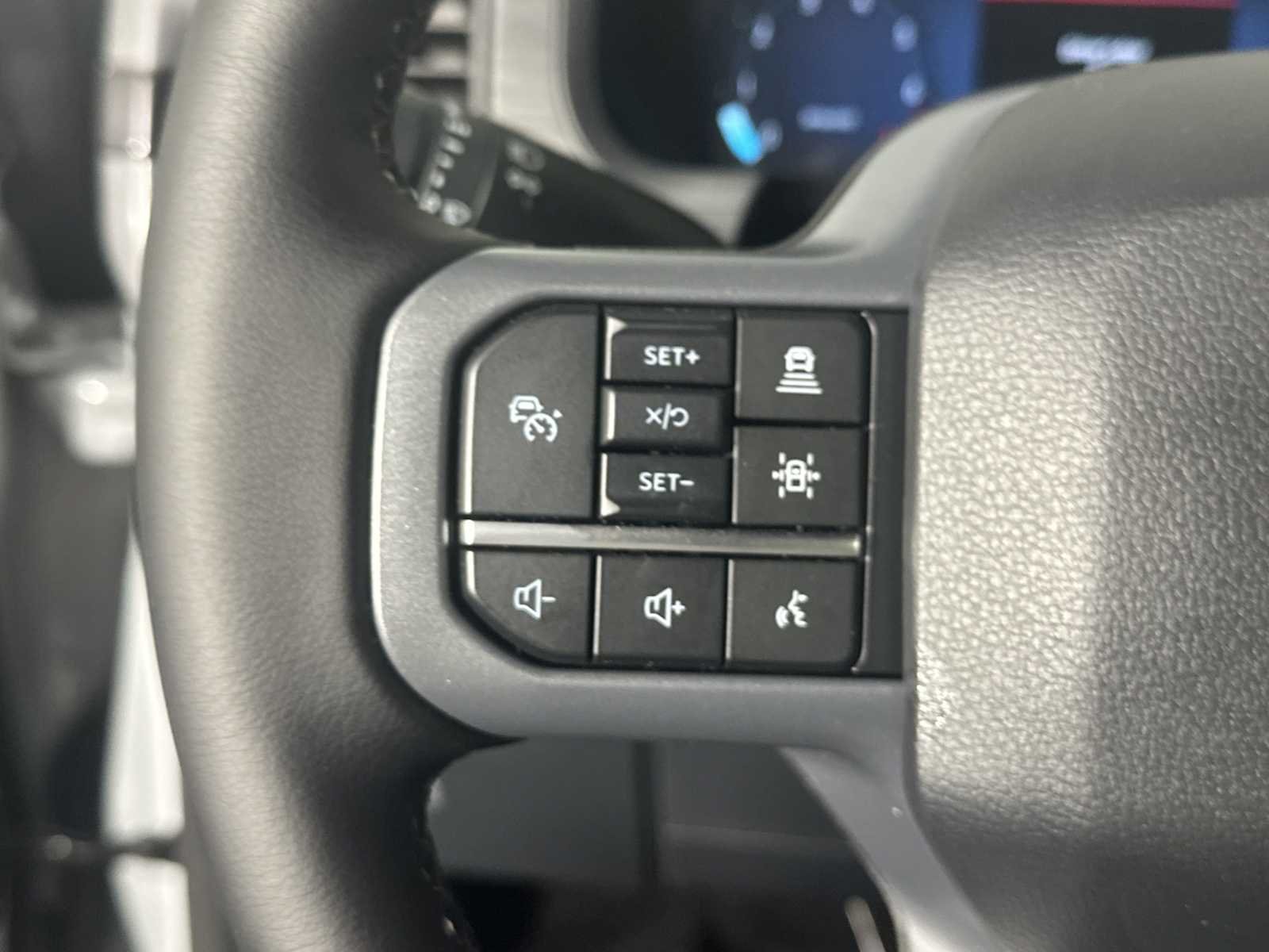 2025 Ford F-150 XLT - Photo 21