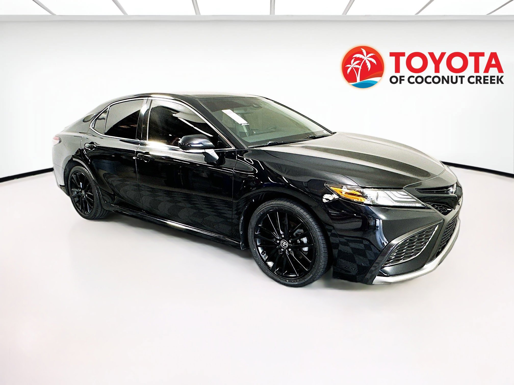 2022 Toyota Camry thumbnail 3