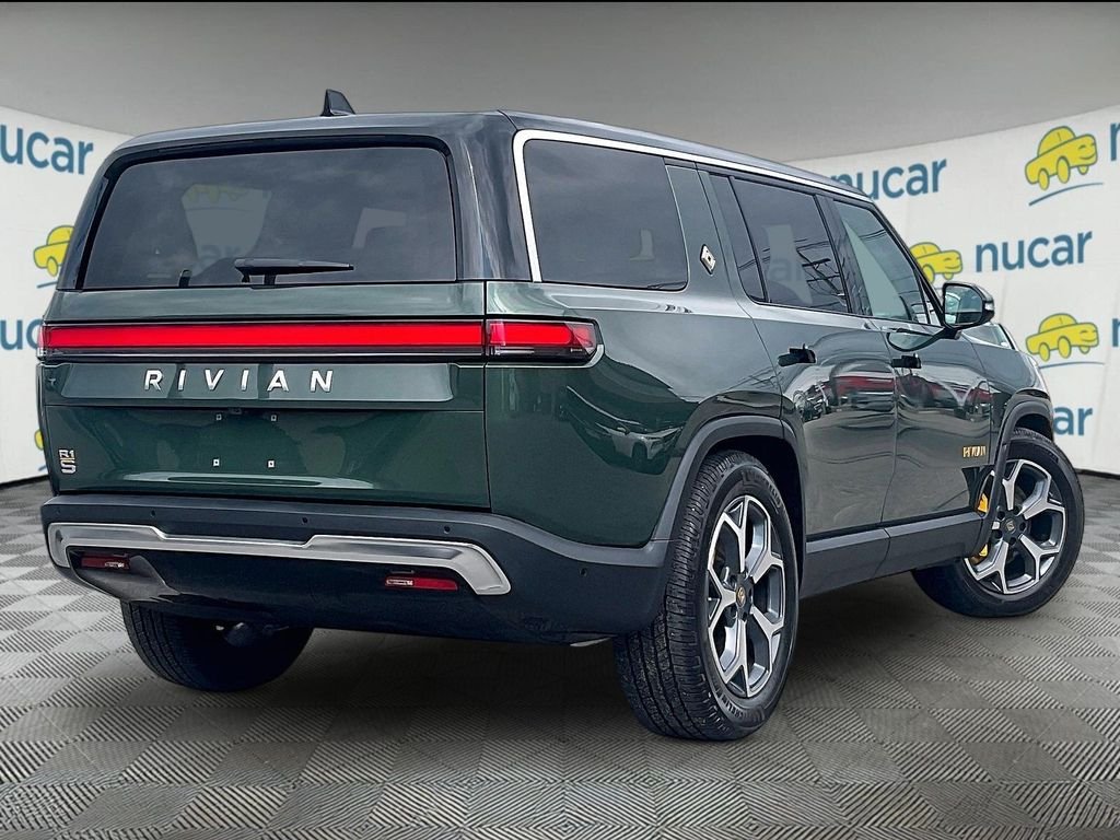 Used 2023 Green Rivian Adventure image 6
