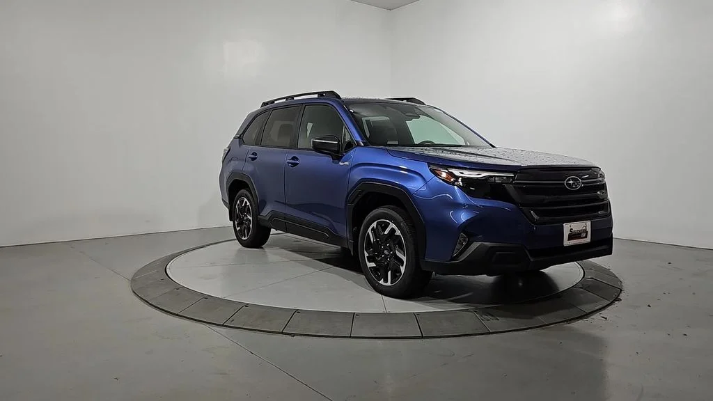 New 2026 DAYBREAK BLUE PEARL Subaru Premium Hybrid image 8