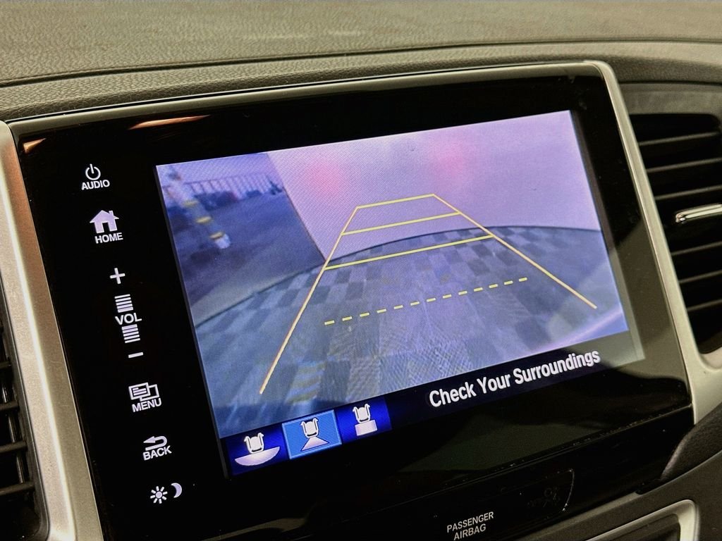 Used 2018 Obsidian Blue Pearl Honda RTL-T image 14