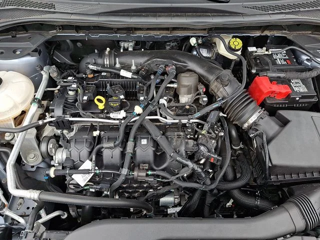 Used 2022 Blue Ford SEL image 28