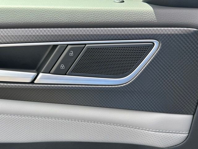 New 2026 Deep Black Pearl Volkswagen 2.0T Peak Edition image 21