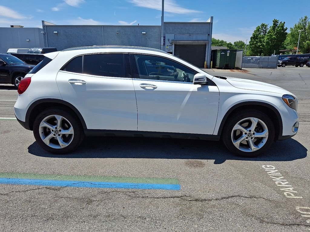 Used 2018 White Mercedes-Benz GLA 250 image 8