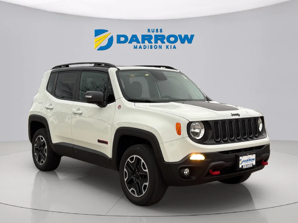 Used 2016 Alpine White Jeep Trailhawk image 7