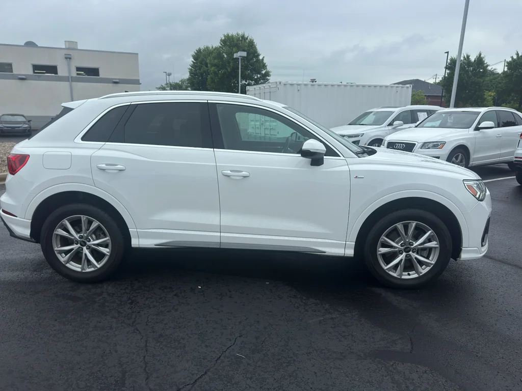 Used 2023 Ibis White Audi S line Premium image 4