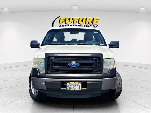 Used 2013 White Ford XL image 2