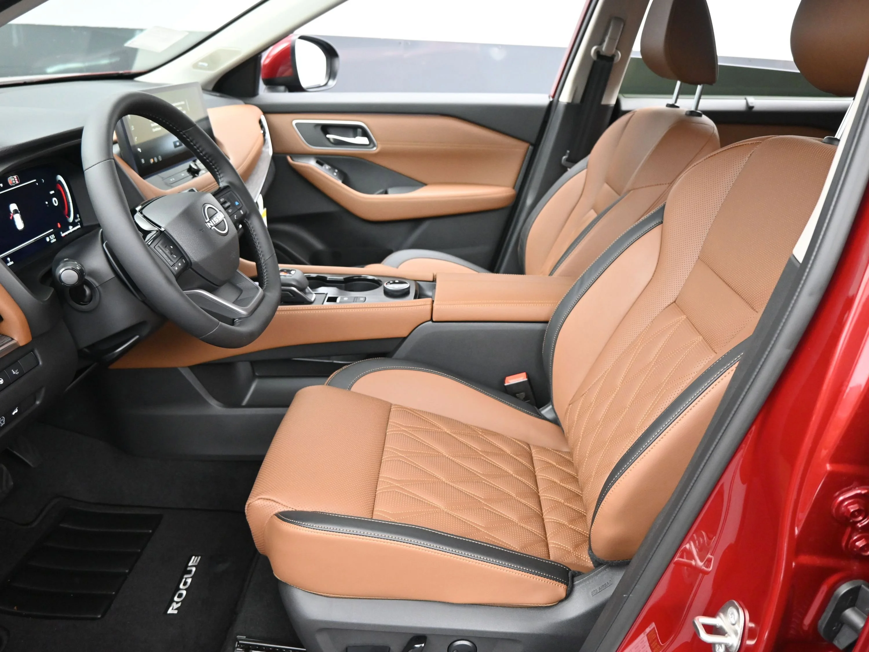 New 2026 Scarlet Ember Tintcoat Nissan Platinum image 9