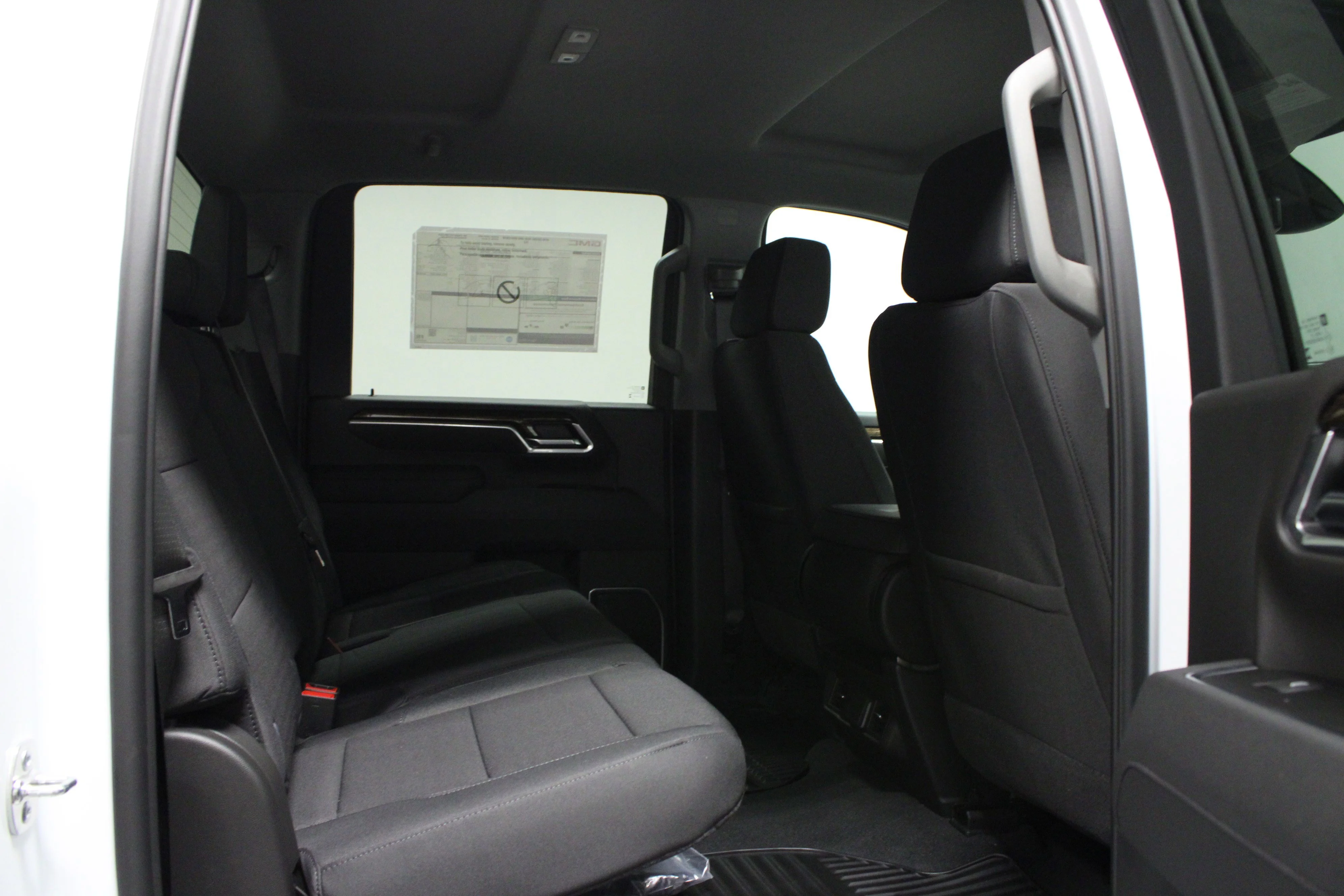 New 2026 Summit White GMC SLE DRW image 15
