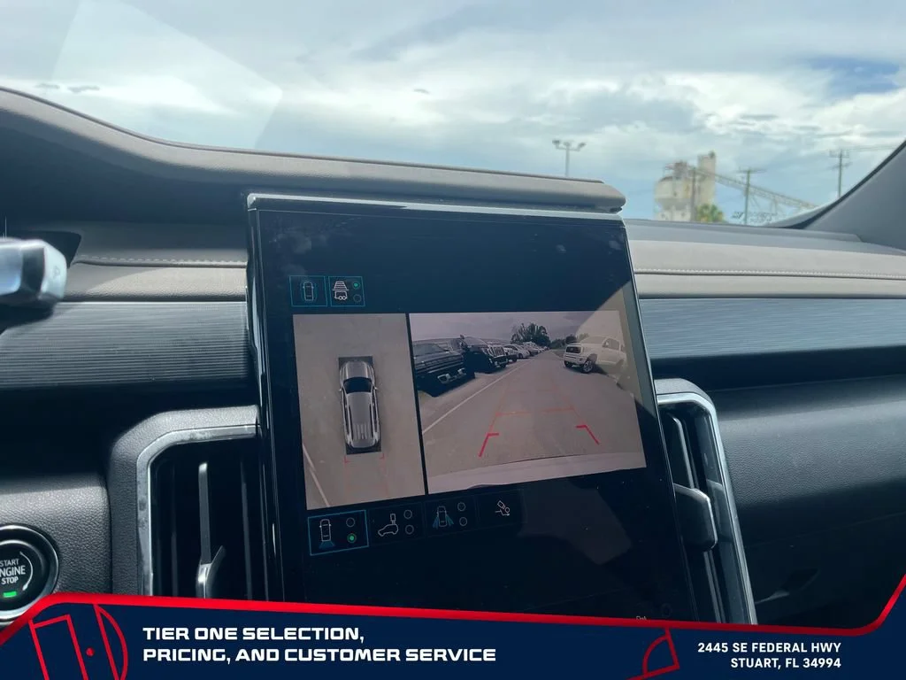 New 2026 Summit White GMC Elevation image 33