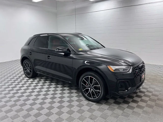 Used 2023 Black Audi Premium Plus image 4