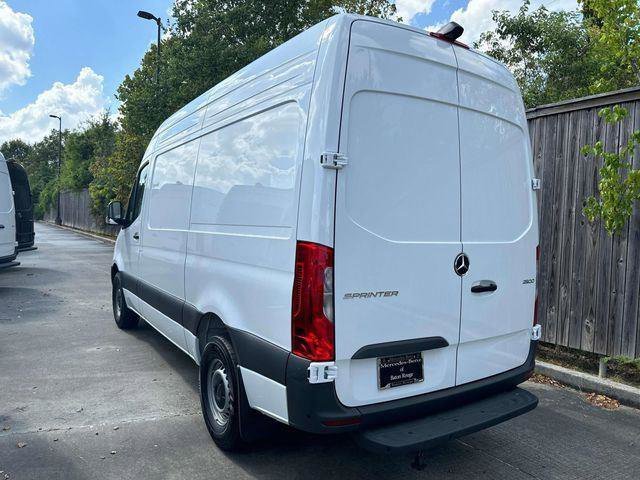 New 2025 Arctic White Mercedes-Benz 144" WB Cargo image 4