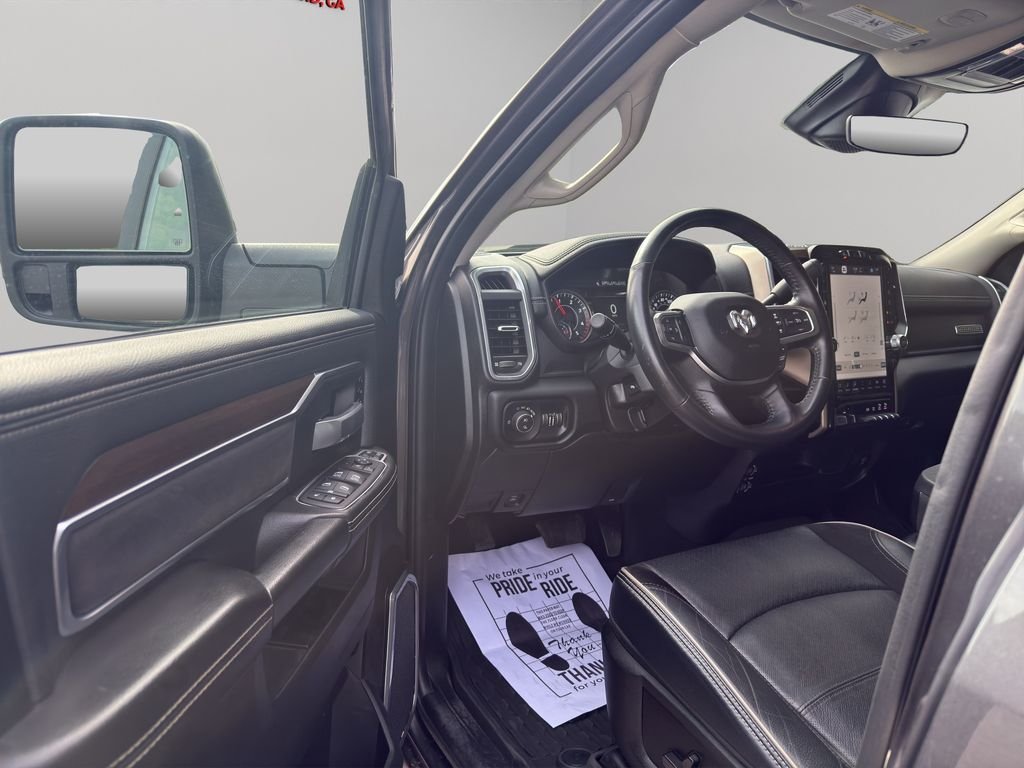 Used 2024 Granite Crystal Metallic Clearcoat Ram Laramie image 6