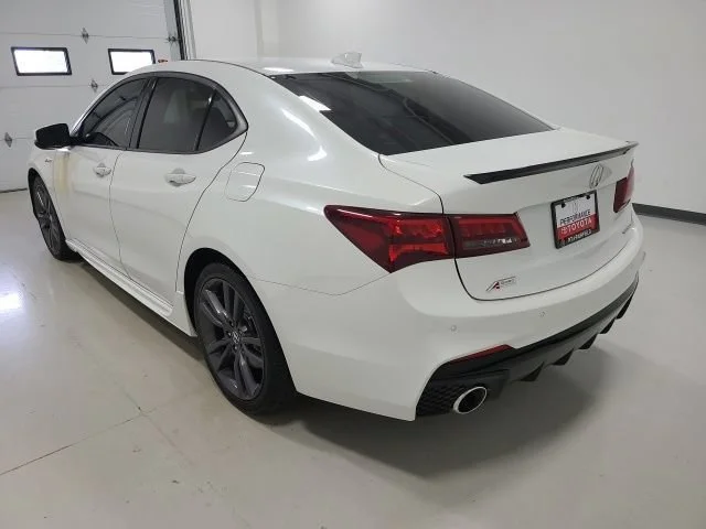 Used 2019 Platinum White Pearl Acura w/A-Spec Pkg image 4
