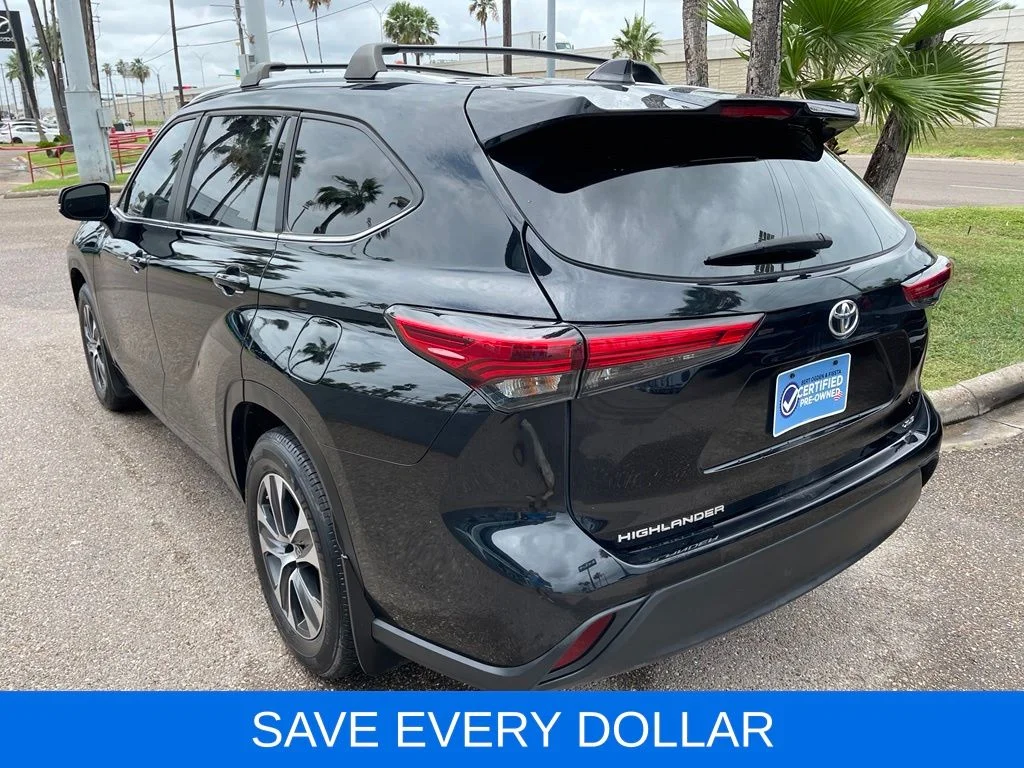 Used 2023 Black Toyota XLE image 4