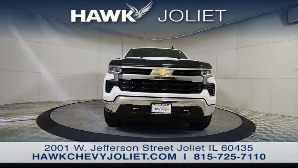 Used 2024 White Chevrolet LT image 2