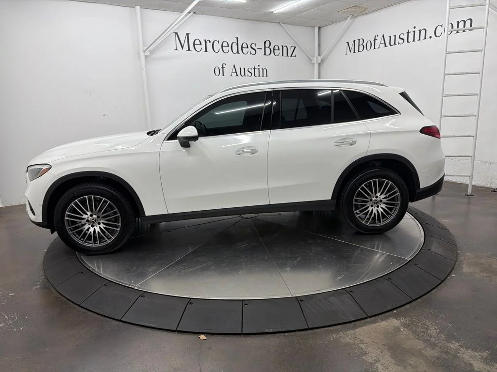 Certified Used 2026 White Mercedes-Benz GLC 300 image 4