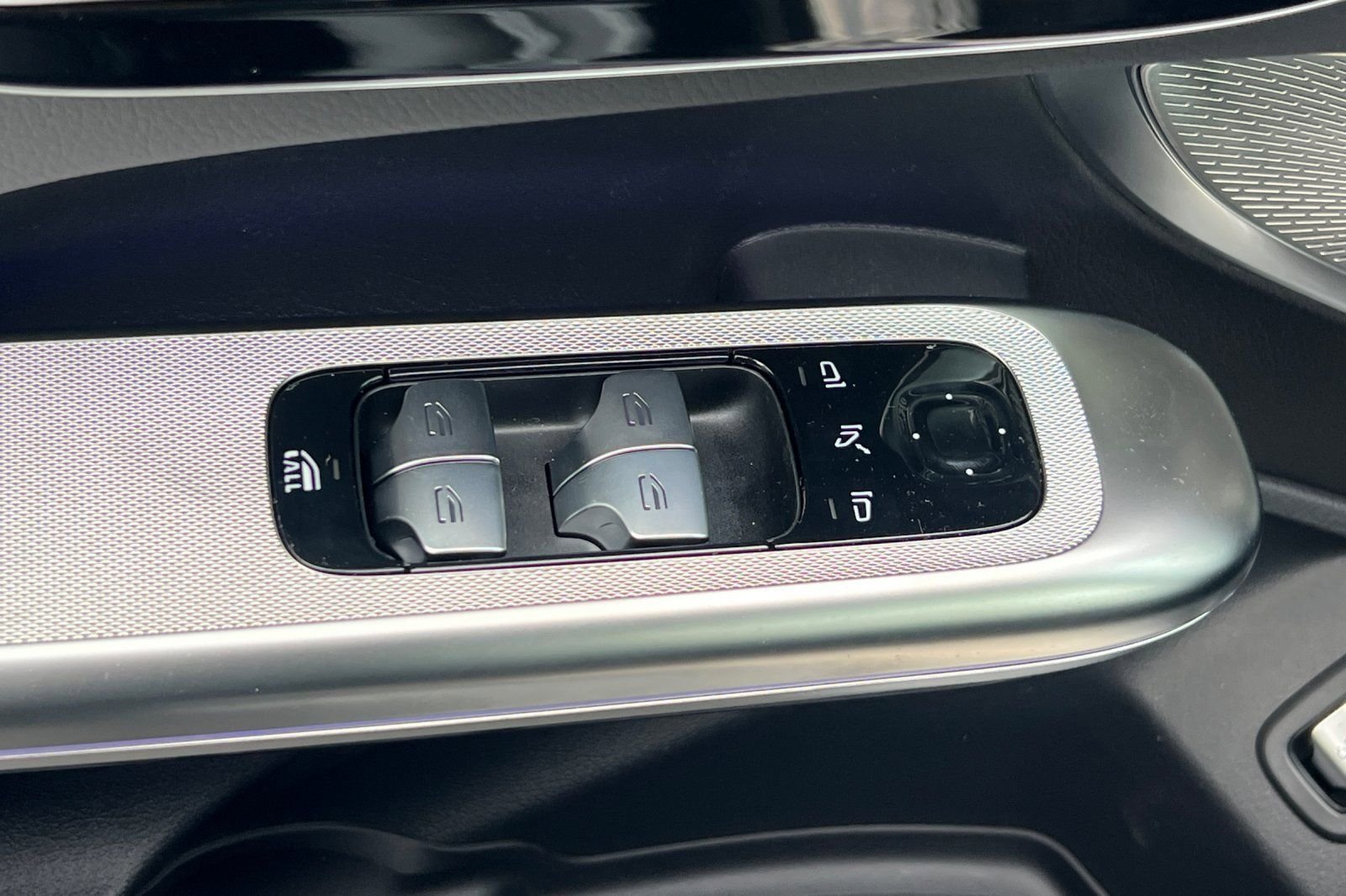 New 2026 Cirrus Silver Metallic Mercedes-Benz 300 image 15