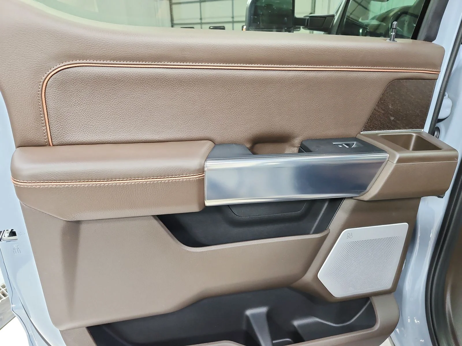 New 2026 Glacier Gray Metallic Tri-Coat Ford F-250® King Ranch® image 42