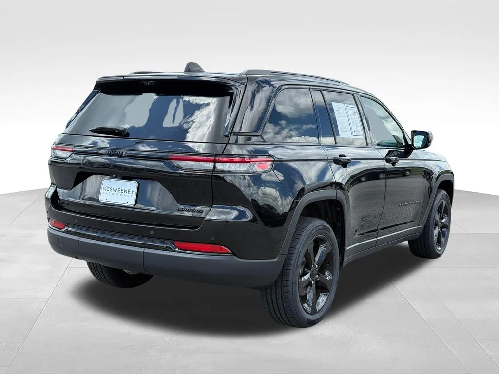 Used 2023 Black Jeep Limited image 29
