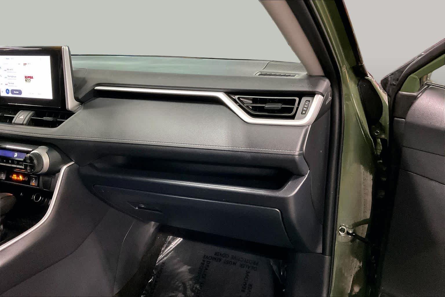 Used 2025 Army Green/Midnight Black Metallic Toyota Hybrid Woodland image 18