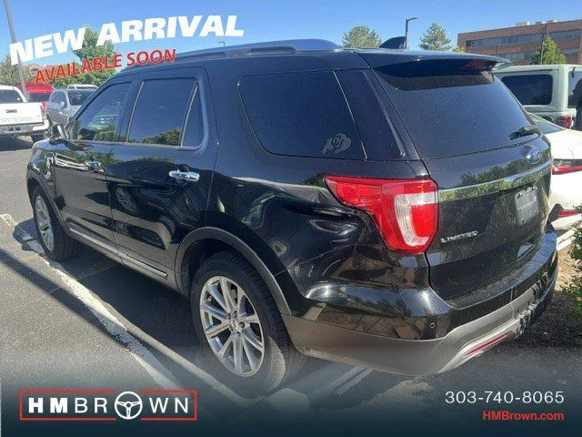 Used 2017 Shadow Black Ford Limited image 3