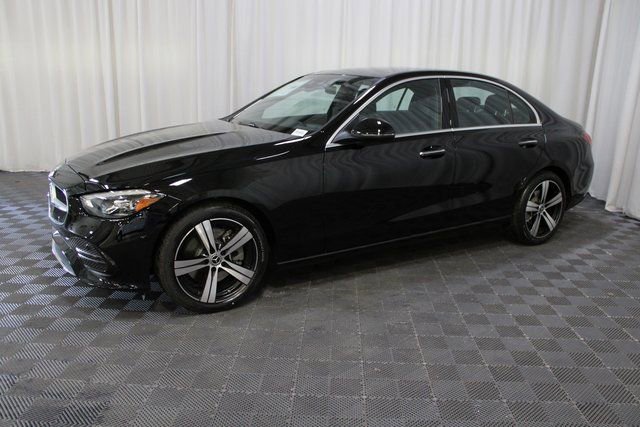 2025 Mercedes-Benz C-Class Sedan C 300 - Photo 38