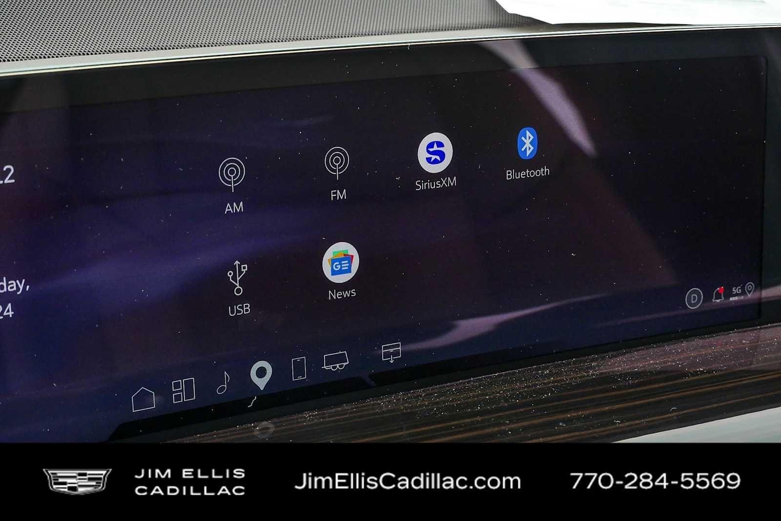 2026 Cadillac Escalade Luxury - Photo 16