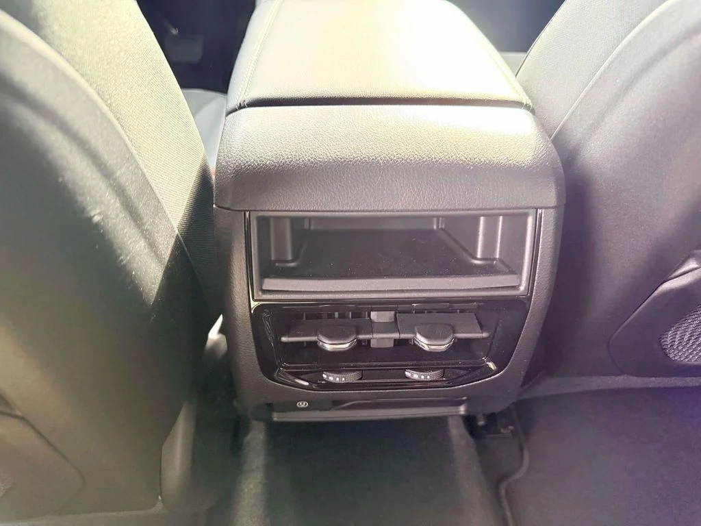 New 2026 Gray Jeep Altitude image 12