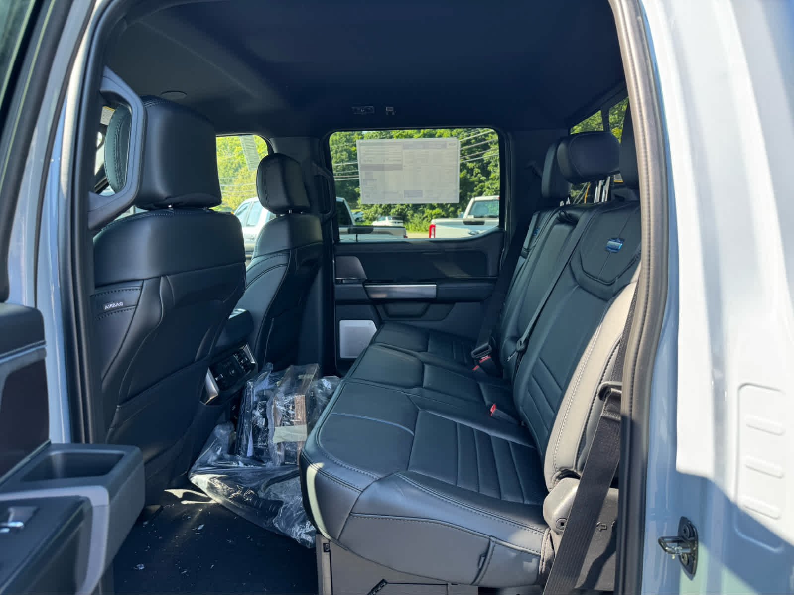 New 2026 Glacier Gray Metallic Tri-Coat Ford Platinum image 11