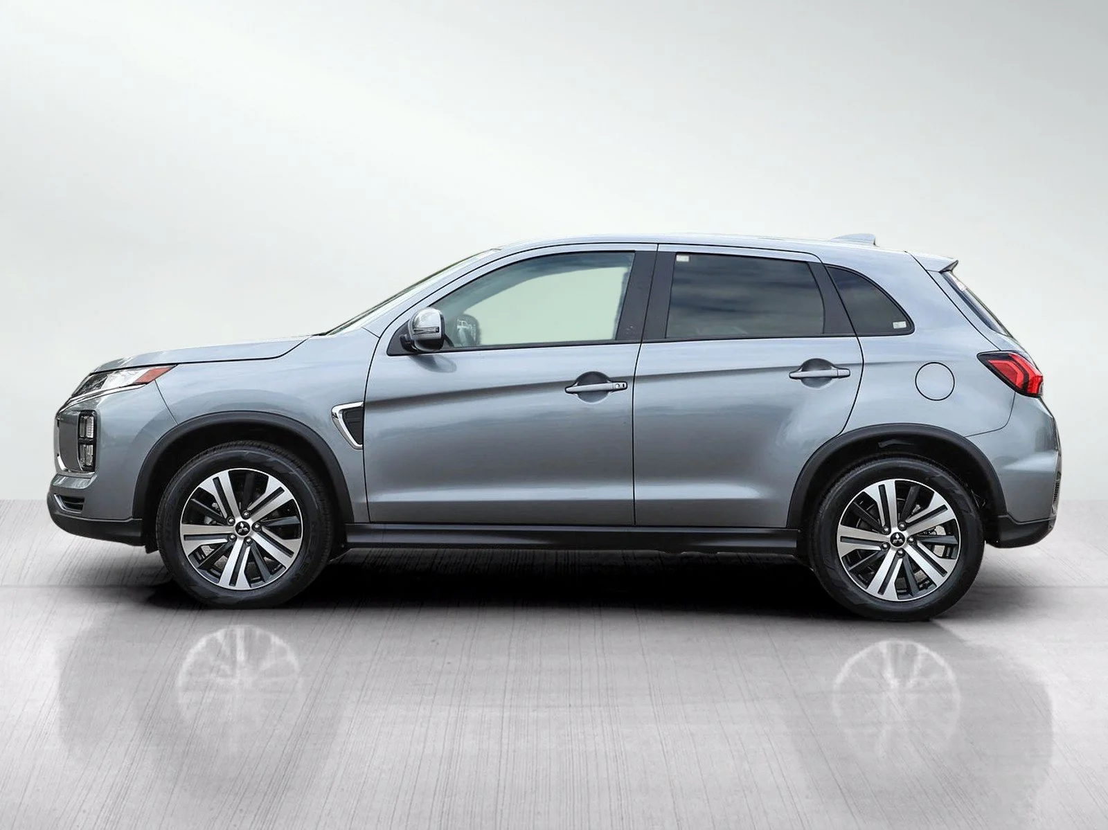 Used 2026 Mitsubishi Outlander Sport SE with VIN JA4ARUAU4TU010329 for sale in Burnsville, Minnesota