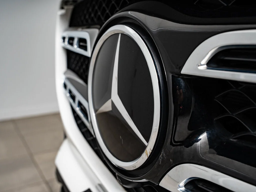 Used 2023 Polar White Mercedes-Benz GLS 580 image 3