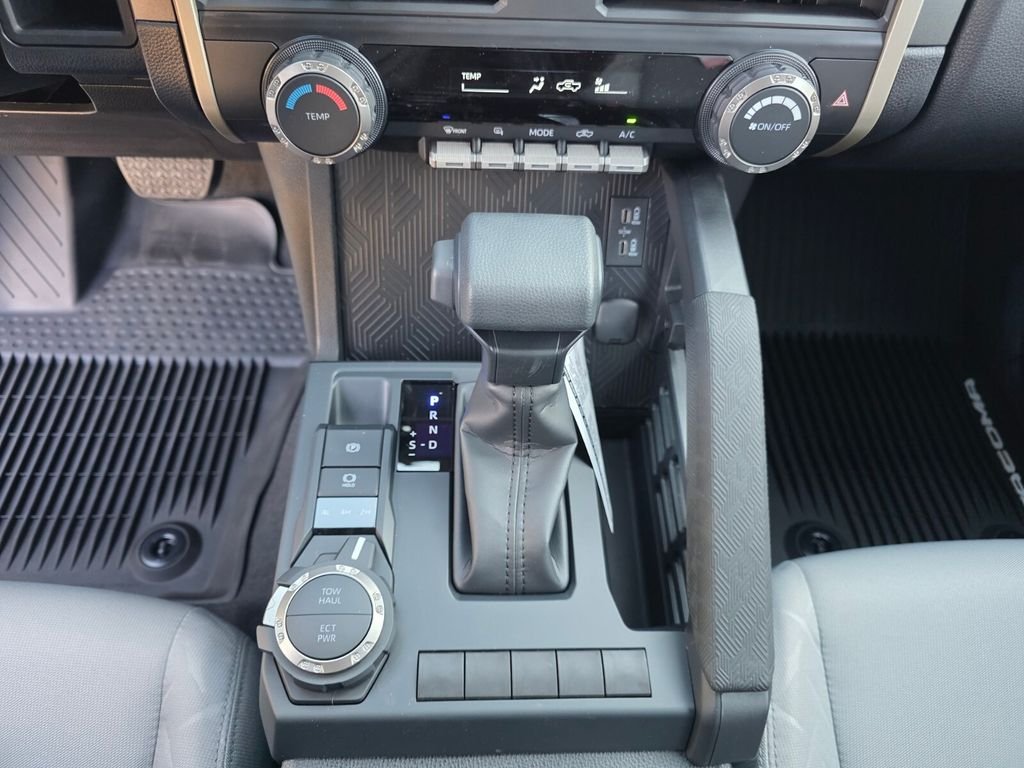 2026 Toyota Tacoma SR5 - Photo 27