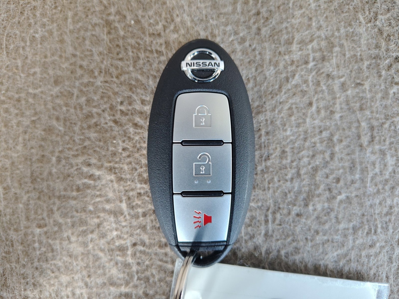 Used 2015 Gun Metallic Nissan S image 27