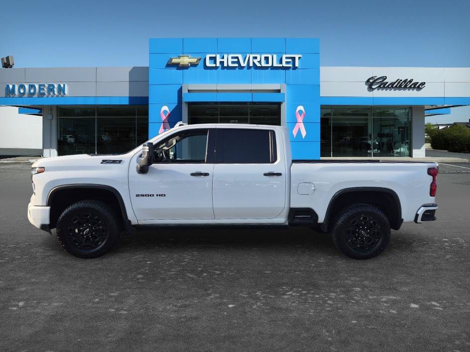 Used 2024 Summit White Chevrolet LTZ image 2