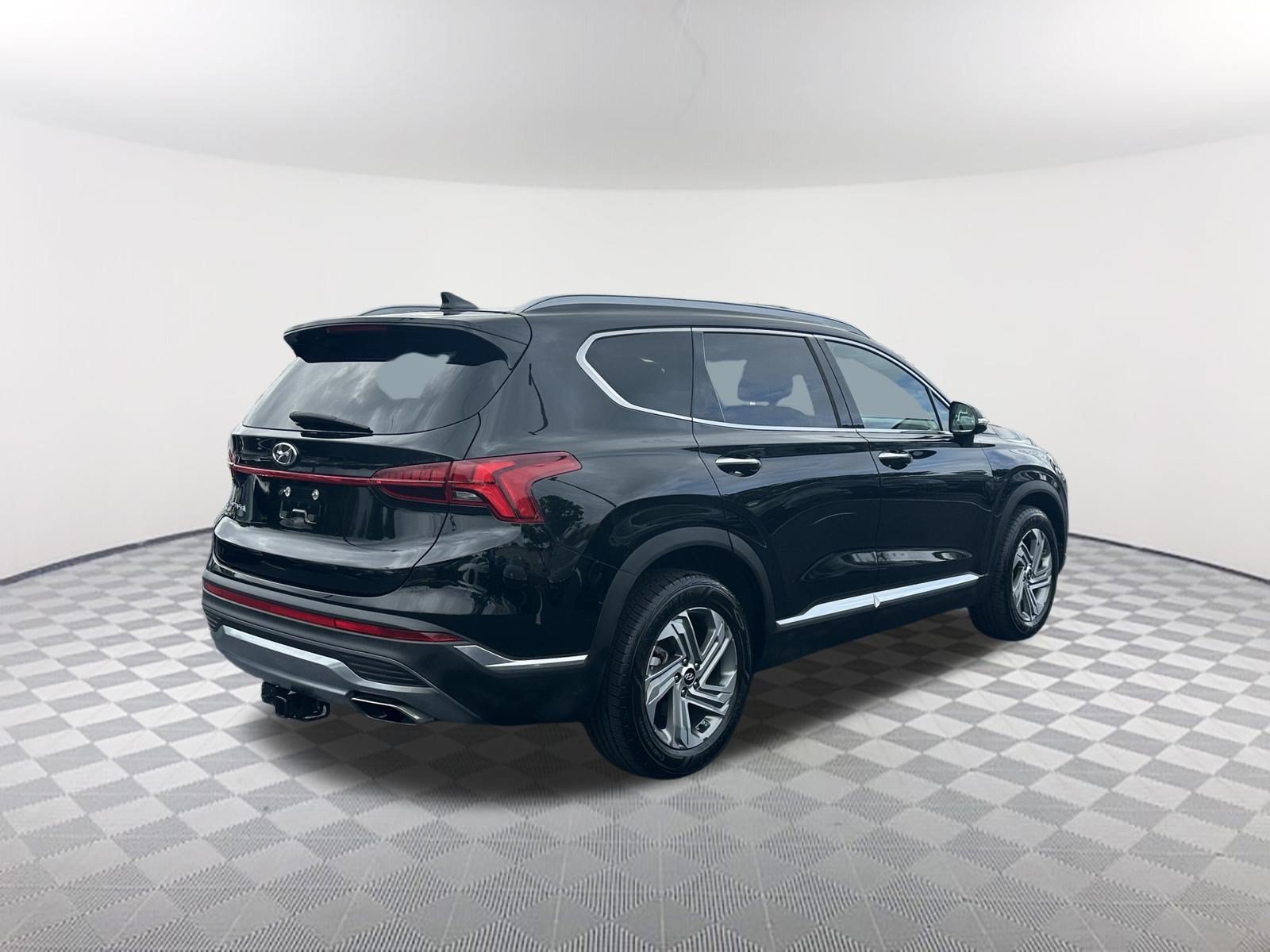 Used 2022 Twilight Black Hyundai SEL image 5