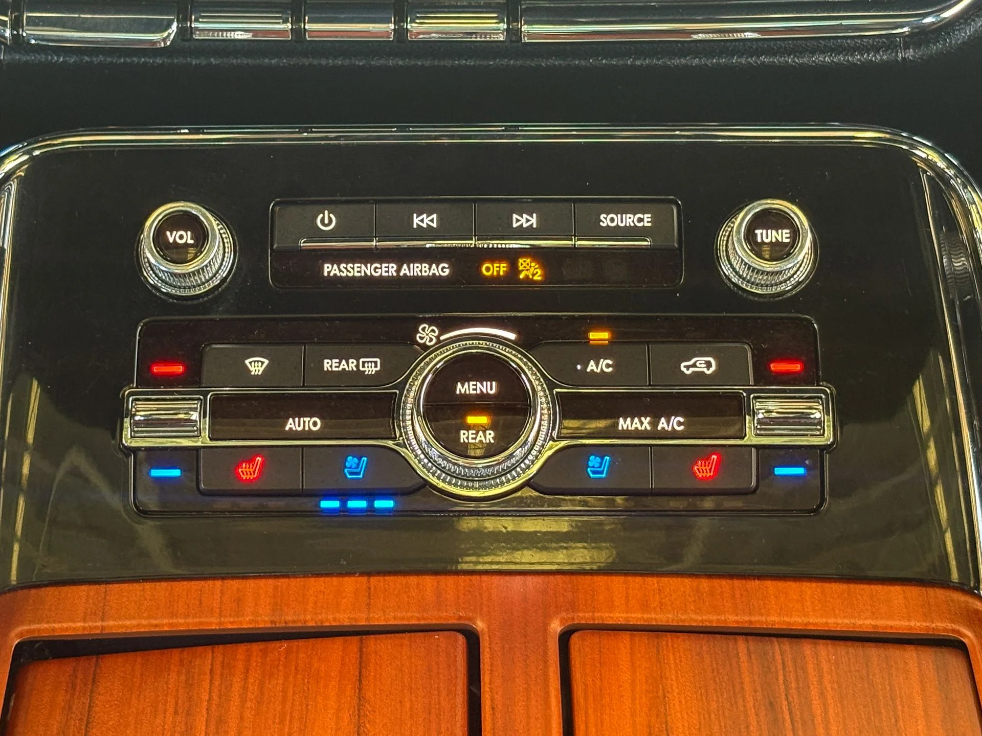 2018 Lincoln Navigator Select - Photo 40