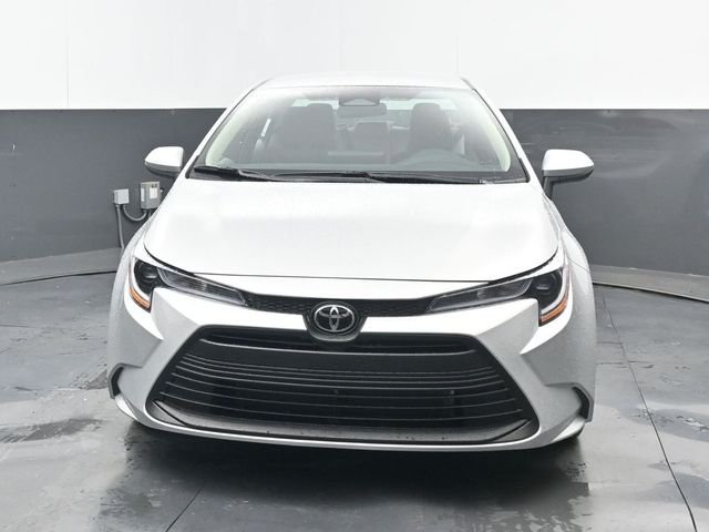 New 2026 Classic Silver Metallic Toyota LE image 18