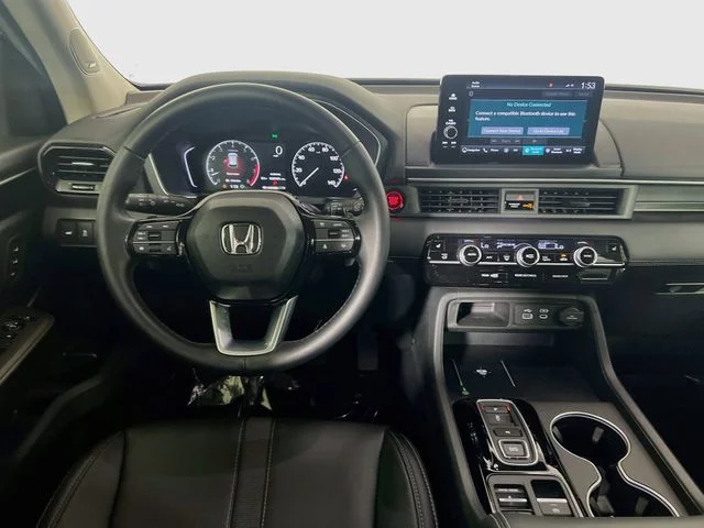 Certified Used 2025 Platinum White Pearl Honda 2WD Touring image 19