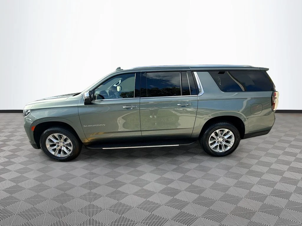 Used 2024 Green Chevrolet Premier image 5