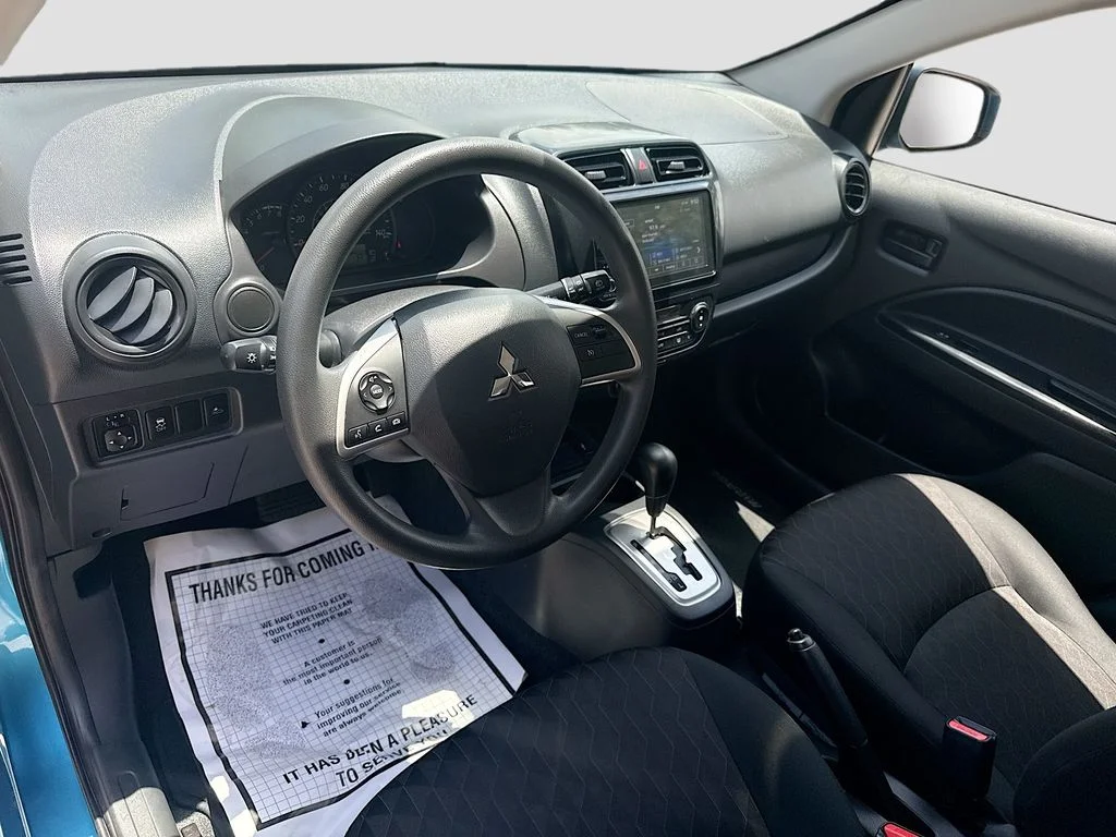 Used 2024  Mitsubishi ES image 10